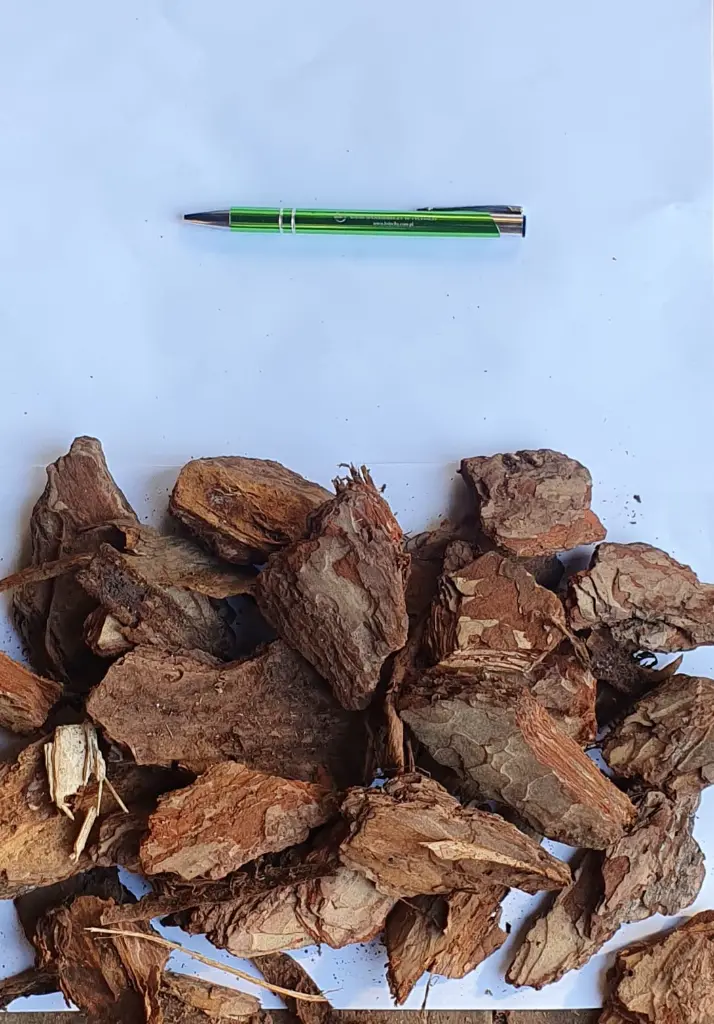 Pine bark fr. 3-6 cm.webp