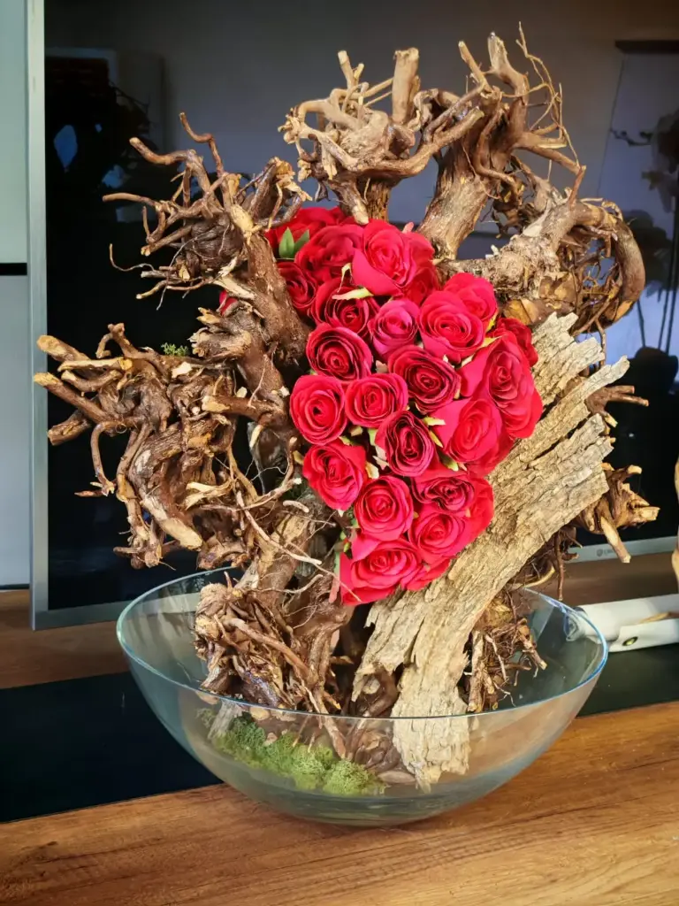 Heart-Inspired Luxury Artificial Rose Arrangement